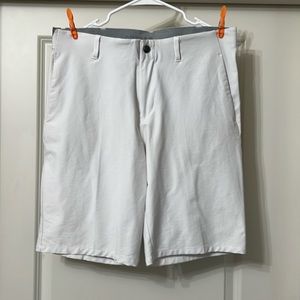 Adidas. Men’s. Light Gray. Golf Shorts. Size 32.
